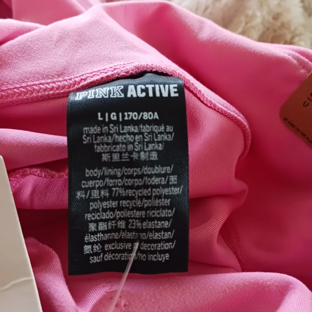 Victoria's Secret. waste full lengh ruched v Leggings’ - Picture 6 of 6